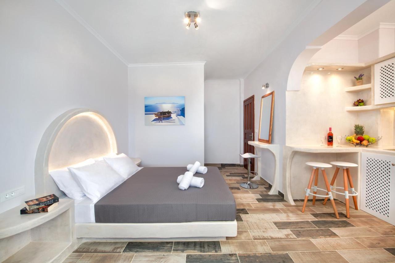 Nectarios Villa 2 Фира Екстериор снимка